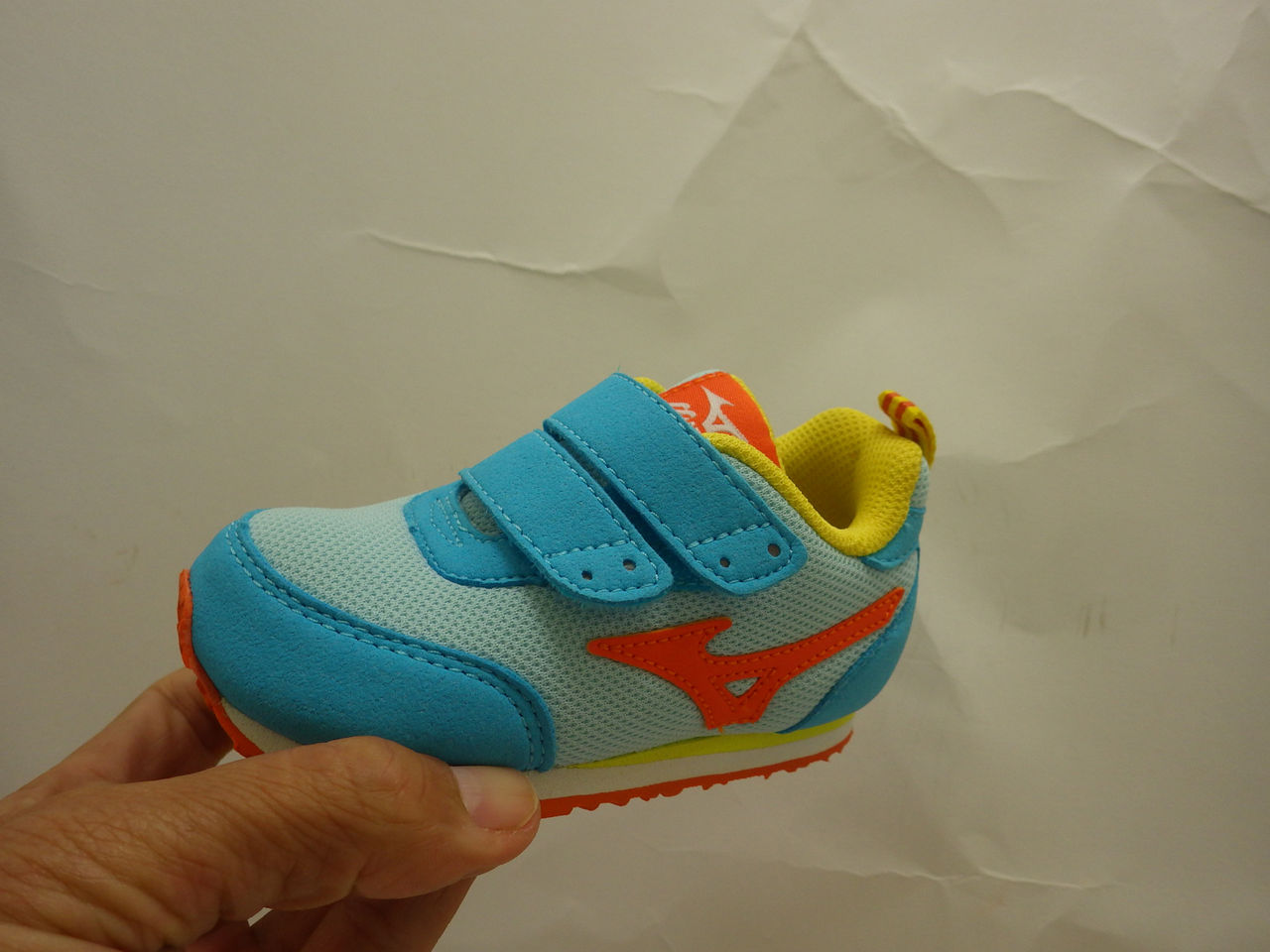 子供靴は 難しい Runarx Running Company ルナークス ランニング カンパニー 埼玉県川口市のランニング スペシャリティショップ 子供靴は 難しい Runarx Running Company ルナークス ランニング カンパニー 埼玉県川口市のランニング スペシャリティショップ