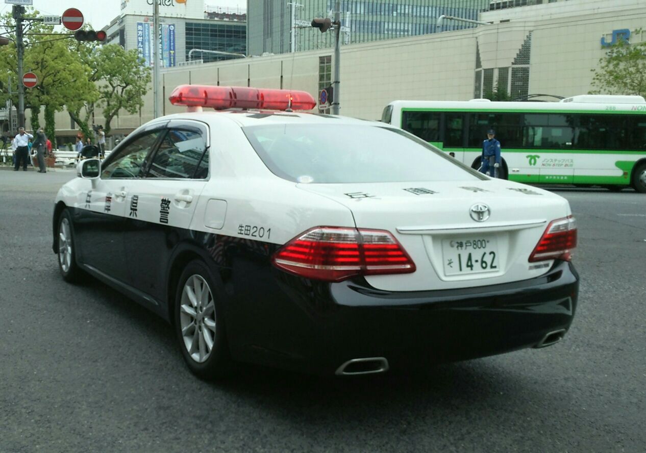 ｇｗ ｂｒｏｇ更新第５弾 ｊｒ三ノ宮駅北側で 車の暴走事故発生 １人の広域機動捜査官