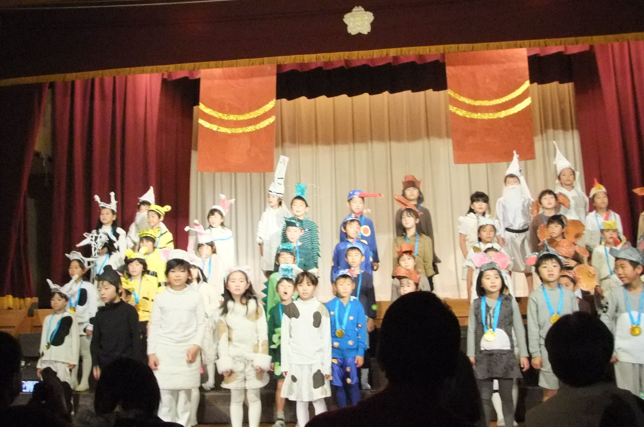 学芸会 ガラスアートｒｕｒｉｒｕｒｉのアクセサリー製作日記