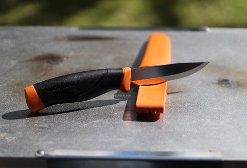 バトニング用に モーラナイフ Heavy Duty ステンレス 変なコダワリの品々 バトニング用に モーラナイフ Heavy Duty ステンレス 変なコダワリの品々