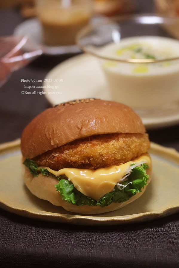 0B8A3435 のコピー