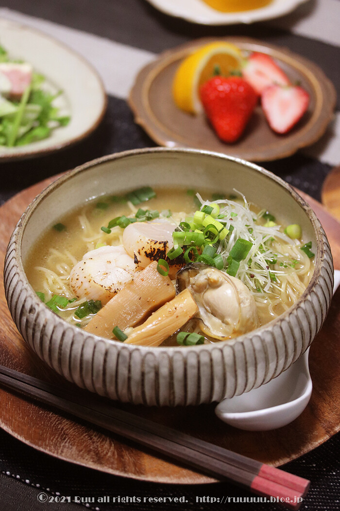 献立 牡蠣塩ラーメン お誕生日週間中日はラーメンで一息 るぅのおいしいうちごはん Powered By ライブドアブログ 献立 牡蠣塩ラーメン お誕生日週間中日はラーメンで一息 るぅのおいしいうちごはん Powered By ライブドアブログ