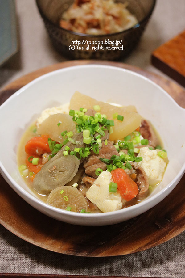 献立 メインと化したモツ煮込みとコロッケなど 思い出のコロッケ るぅのおいしいうちごはん Powered By ライブドアブログ