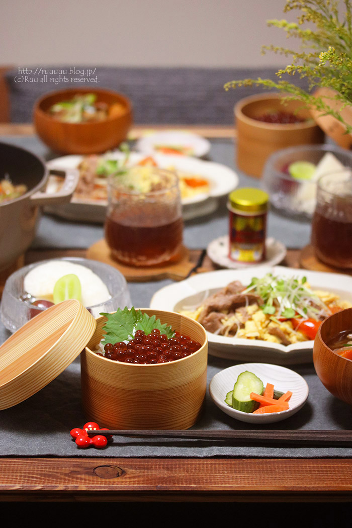 献立 みんなはいくら丼 私はシャケフレーク丼 私は芋煮があればいい るぅのおいしいうちごはん Powered By ライブドアブログ