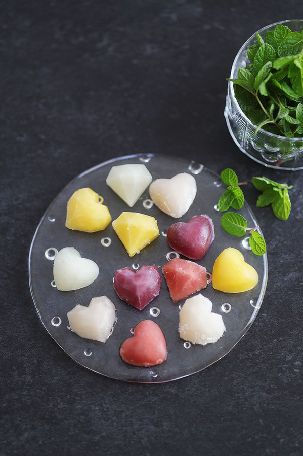 0B8A8300 のコピー