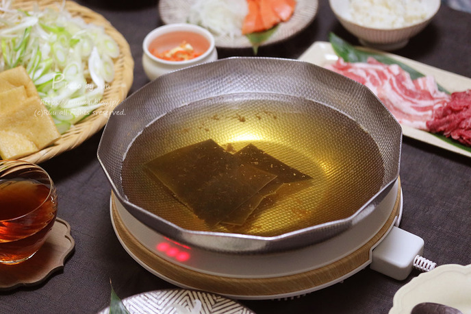 0B8A7086 のコピー