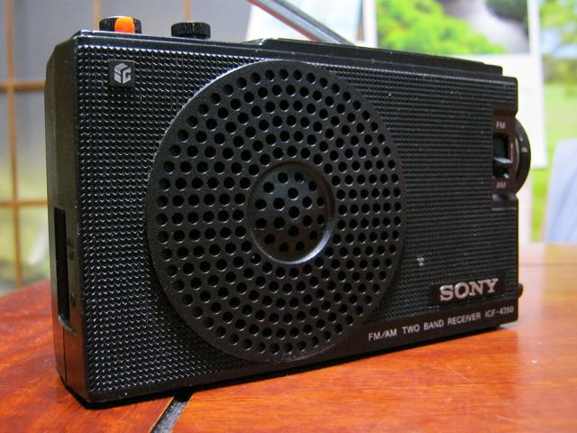 SONY ICF-4350 スタイリッシュなハンディラジオ : ひたち野高速