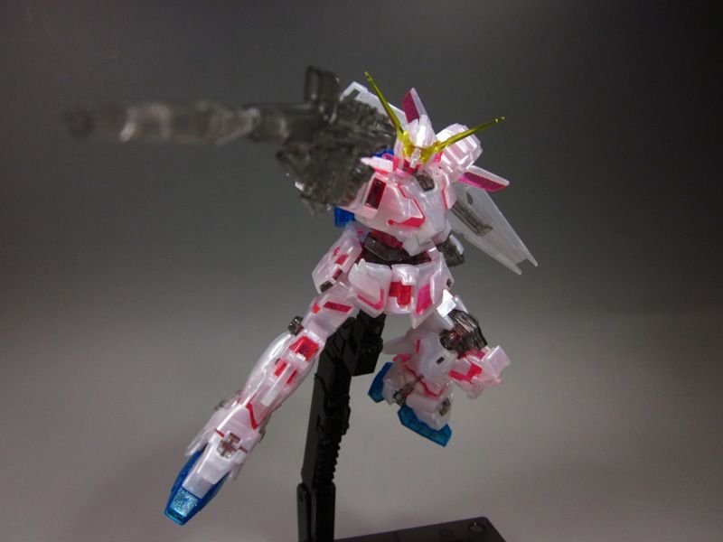 Hg ユニコーンガンダム パールクリア その23 アクションポーズ3 遊撃なる天使 焉