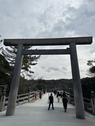 7AE9961E-A143-474A-A83E-8D175DFE87DB