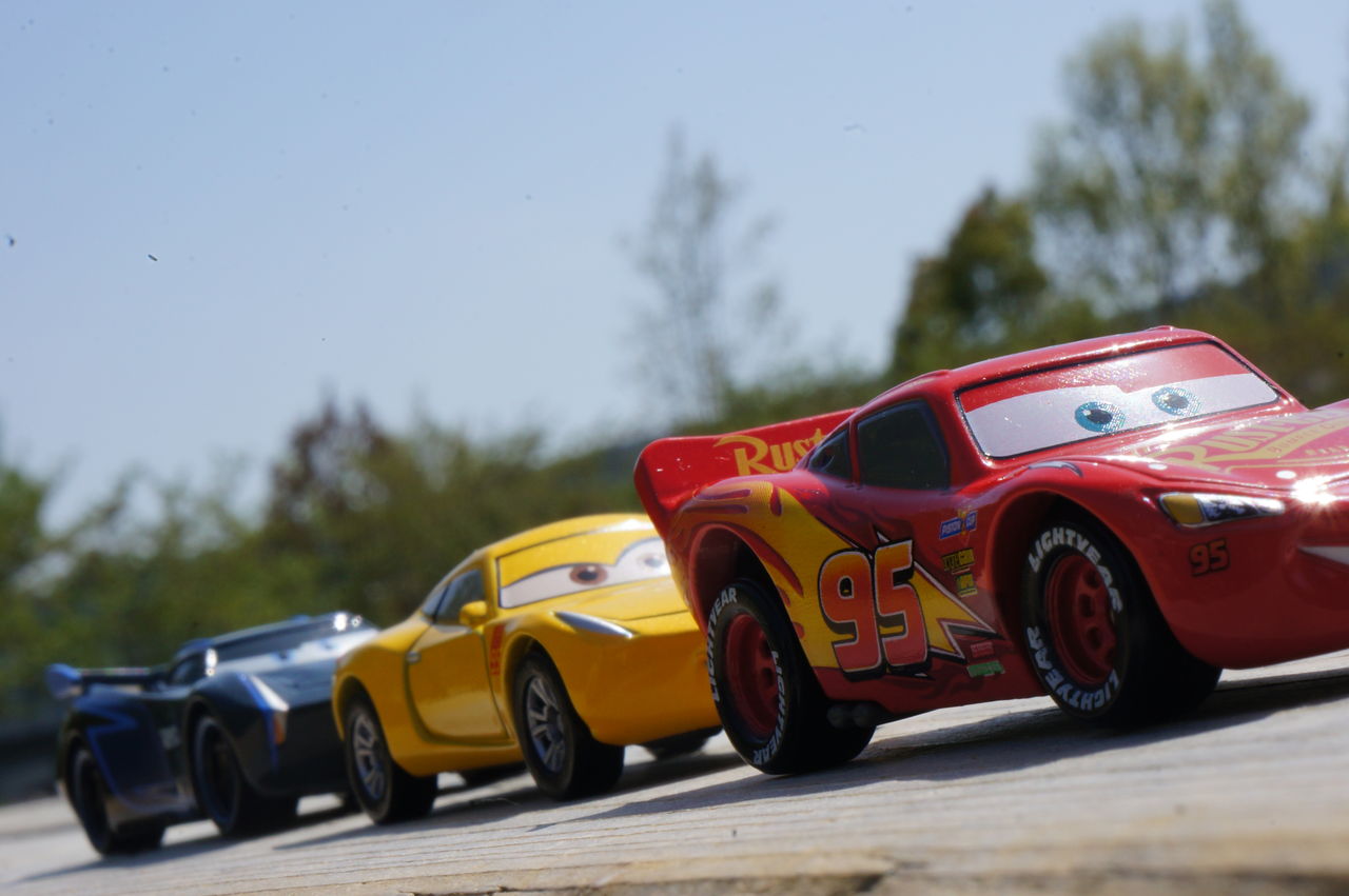 カーズ トミカ ライトニング マックィーン クルーズ ラミレス ジャクソン ストーム Ryo Nukuiのblog カーズ トミカ ライトニング マックィーン クルーズ ラミレス ジャクソン ストーム Ryo Nukuiのblog