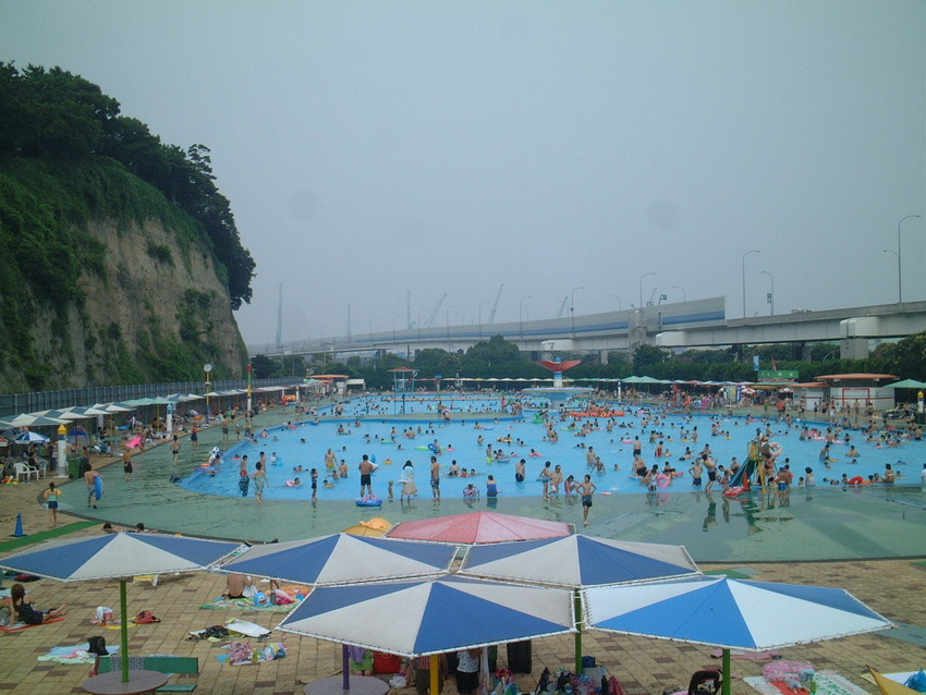 本牧市民プール やれんのか