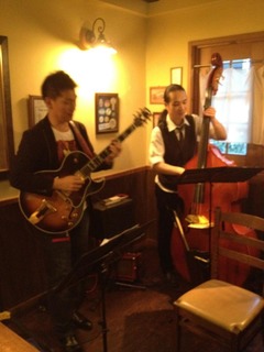 310296_350351485056512_105895823_n