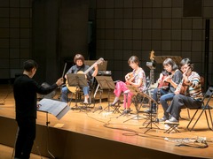 PA201083