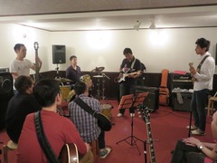 33590976_Unknown-1