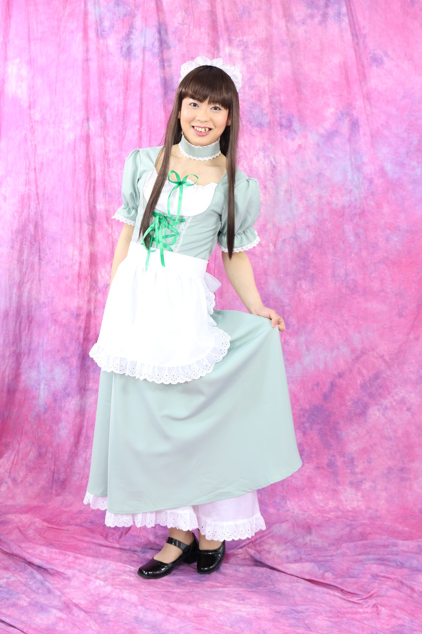 ロングスカートのメイド服着ました りょうこちゃんの女装日記 ロングスカートのメイド服着ました りょうこちゃんの女装日記