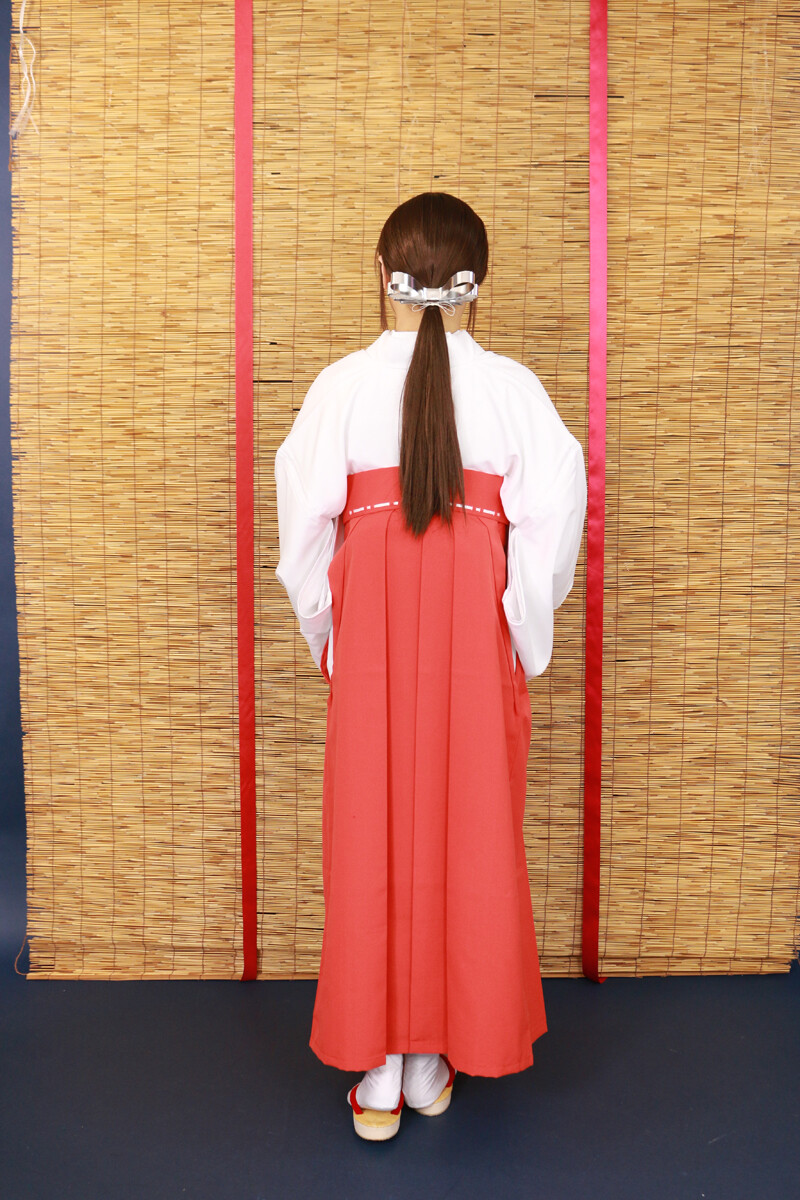 巫女の衣装揃えました りょうこちゃんの女装日記