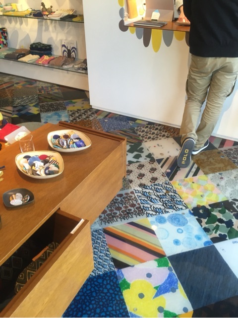 {92D25F5B-C00D-4FD4-830F-76569FAB0E71:01}