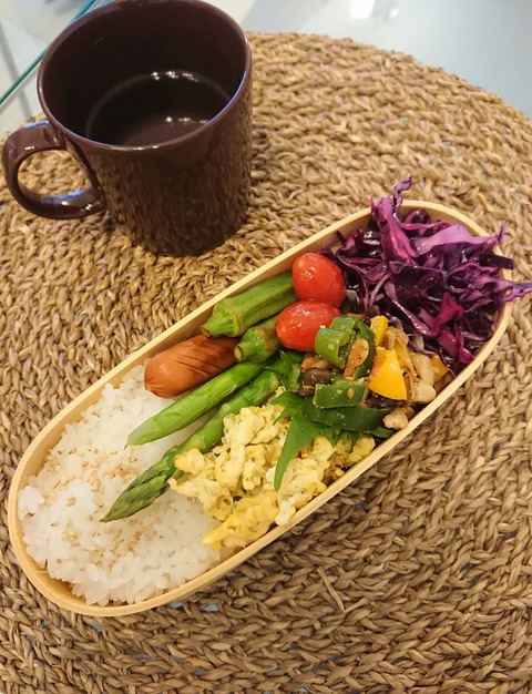 18-06-02-01-34-23-797_deco