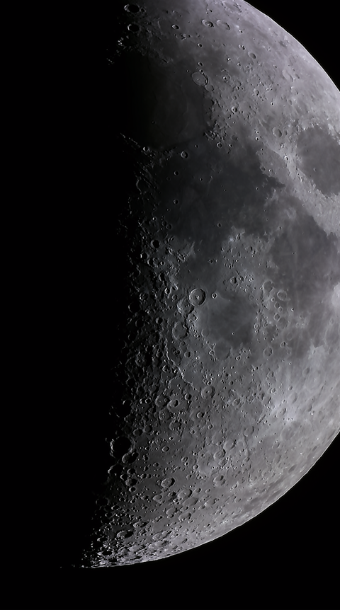 moon32_1st1