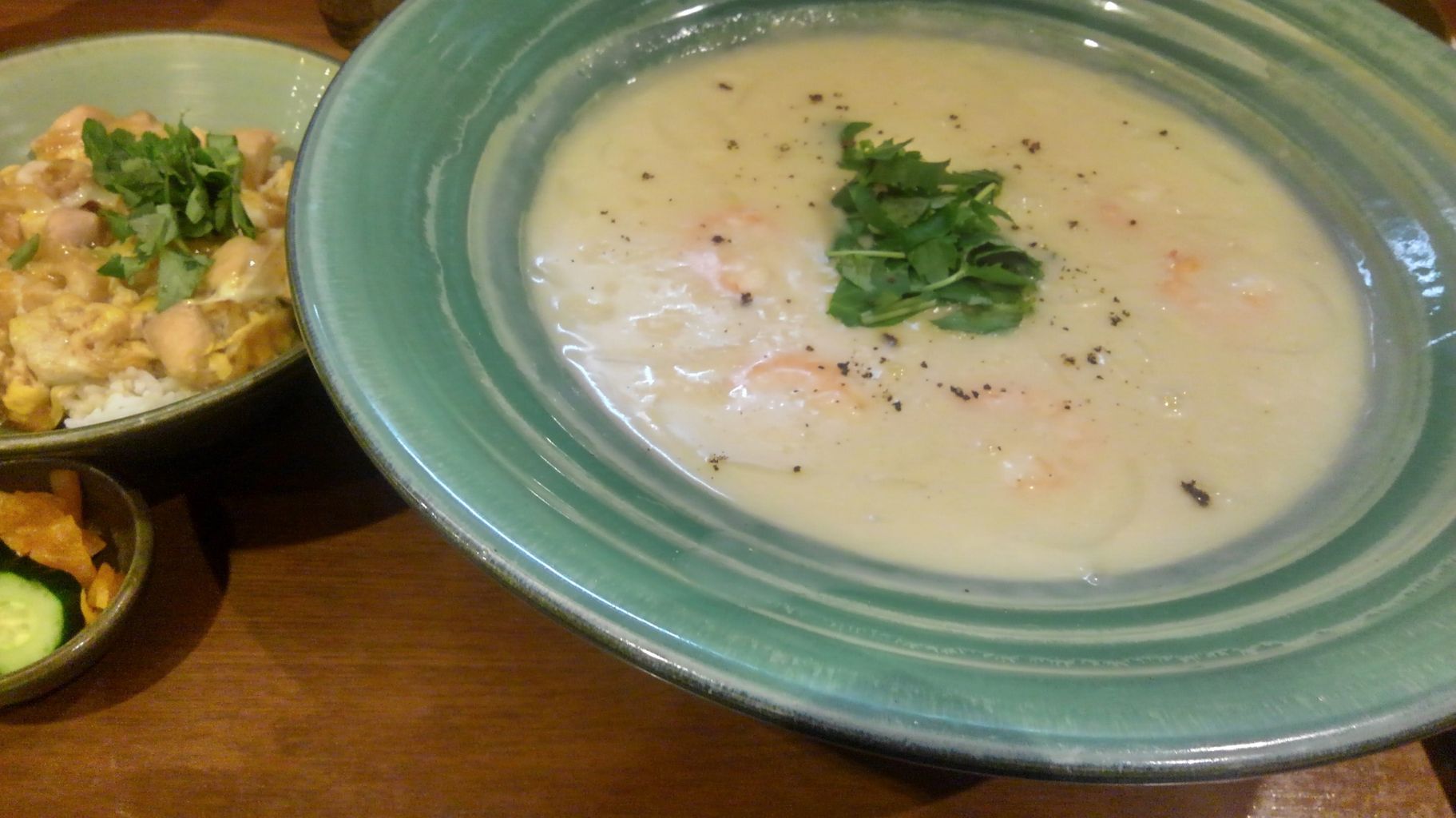 器でか お馴染み人気うどんチェーン店 つるとんたん 大阪グルメひとり旅