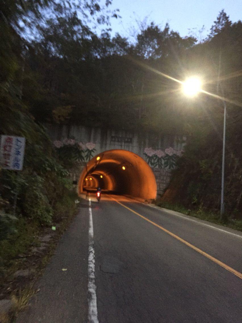 紅葉真っ盛りの日光ライドに行きました 赤城山夜の峠編 ディスクロードバイク日記 紅葉真っ盛りの日光ライドに行きました 赤城山夜の峠編 ディスクロードバイク日記