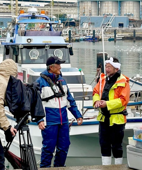 S__38674474_0-e1736209579621-768x919