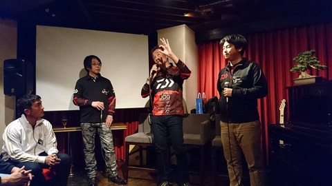 27545318_920759708105832_8360041177712121611_n