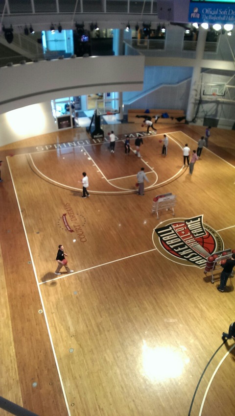 basketballの試合とbasketballの博物館に行きましたみきおです