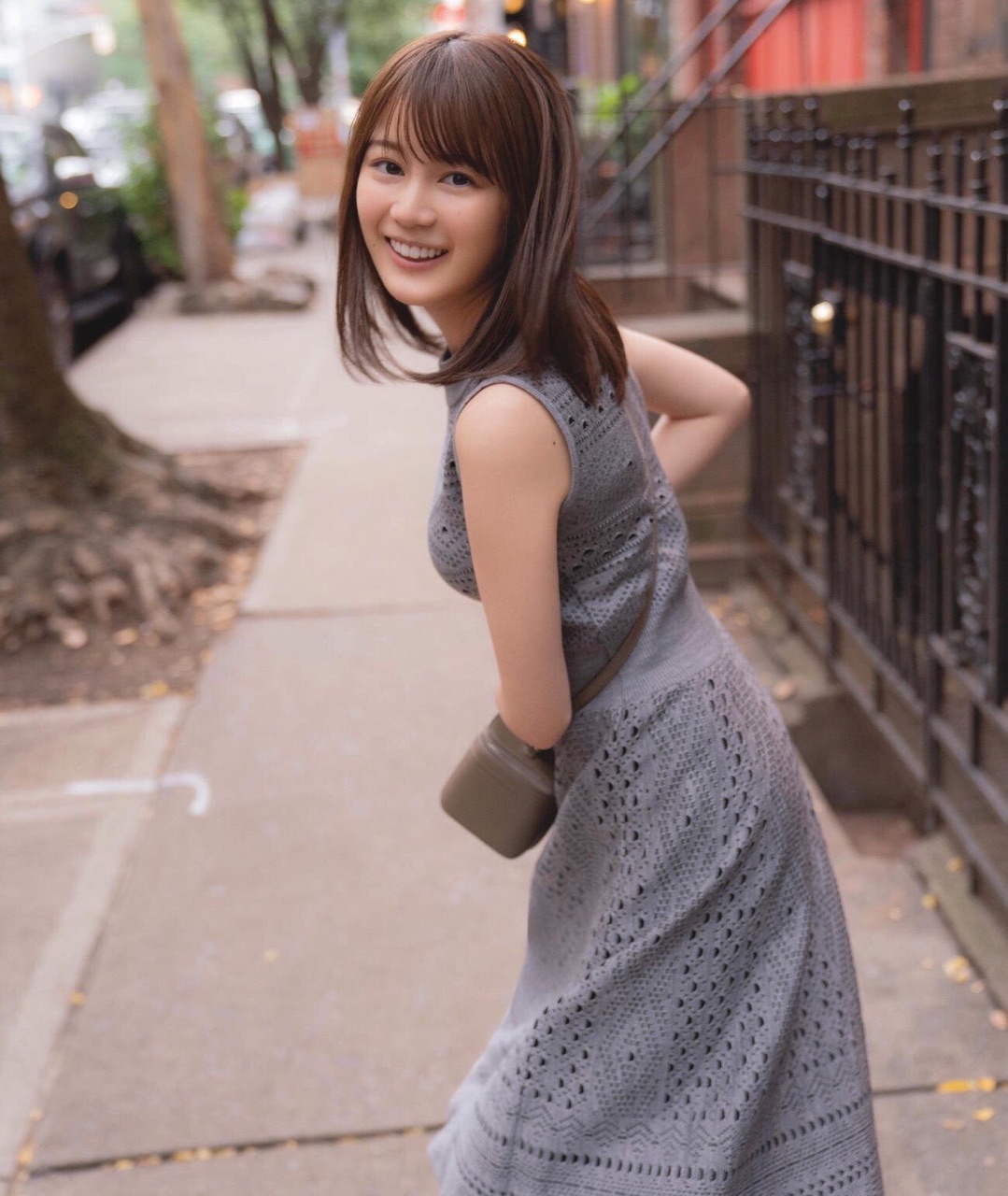 乃木坂46 生田絵梨花 2nd写真集 坂道史上初amazon写真集ランキング7日連続1位 書籍全体でも2位 坂道の語り