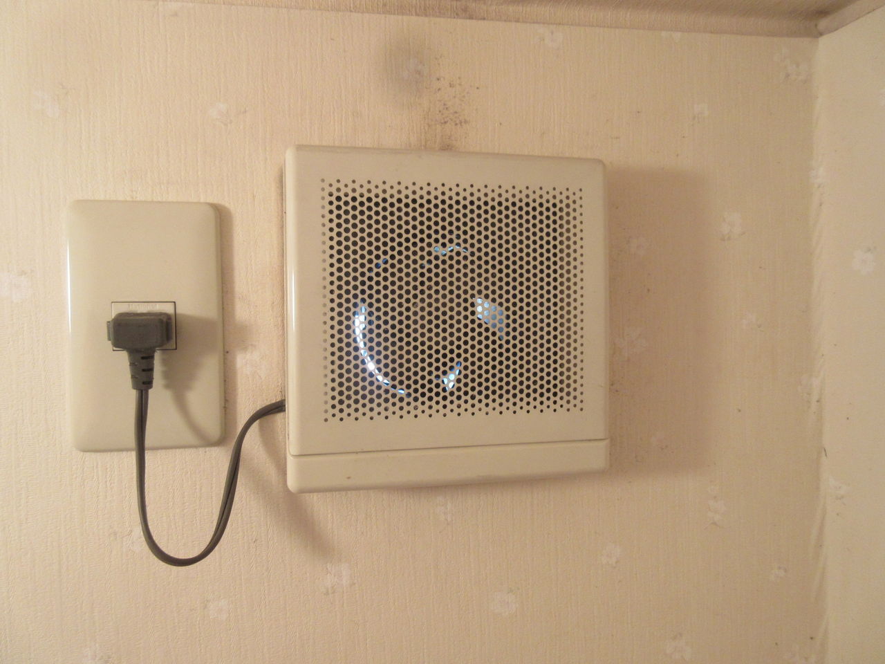 トイレと浴室とキッチンの換気扇を掃除 diy heaven