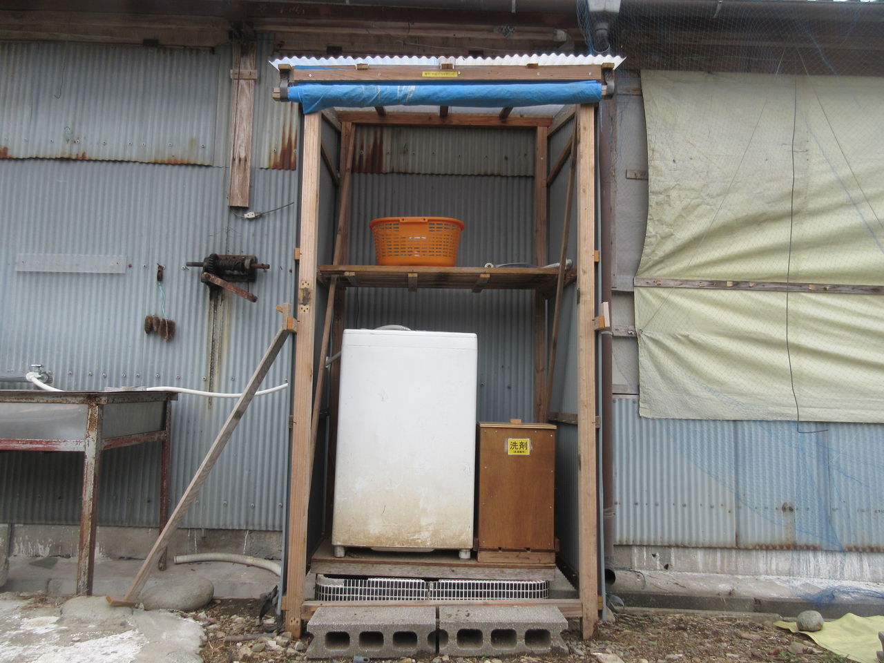 DIY HEAVEN会社の洗濯小屋を製作! DIY HEAVEN会社の洗濯小屋を製作!