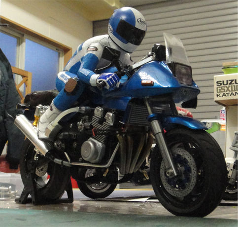 首都高の青い鳥 KING参上 FM-1e KATANA : 知恵と勇気で楽しむHobby