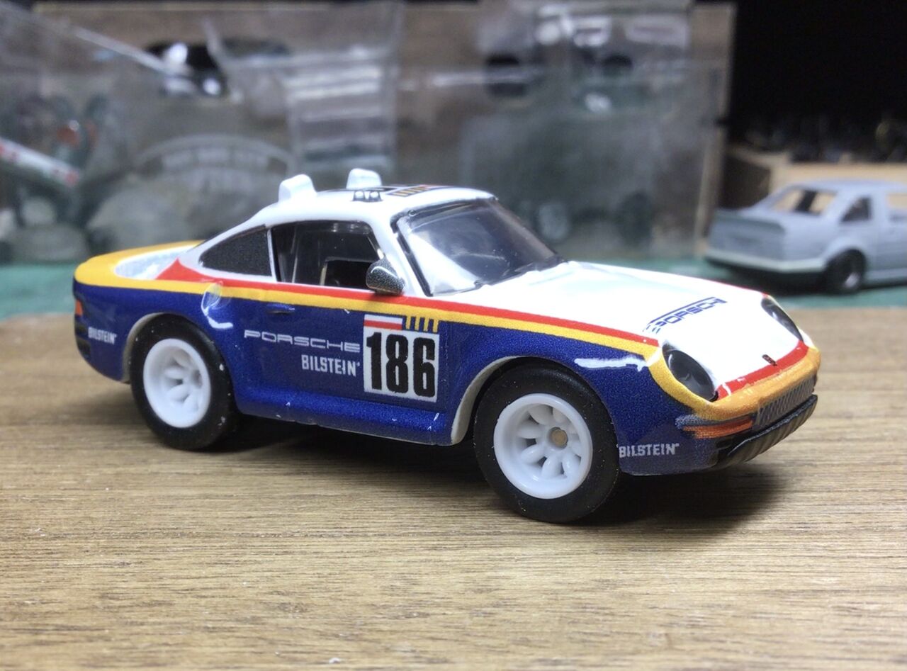 ホットウィール86話 耐久仕様ポルシェ961ロスマンズ : 知恵と勇気で