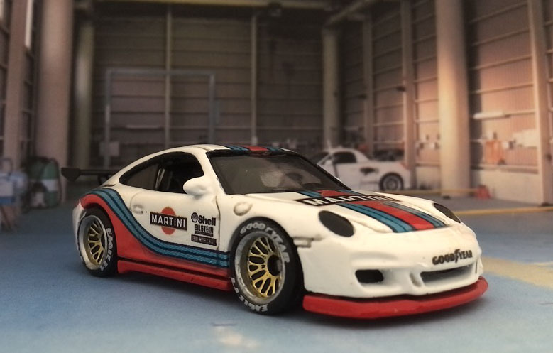 ホットウィール54話 ポルシェ911 GT3 RS : 知恵と勇気で楽しむHobby