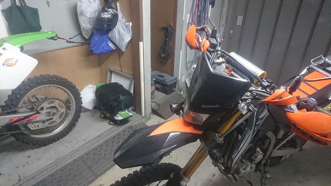 KLX250 ウインカーLED化 : V-MAX 父ちゃんの妄想とチャレンジ