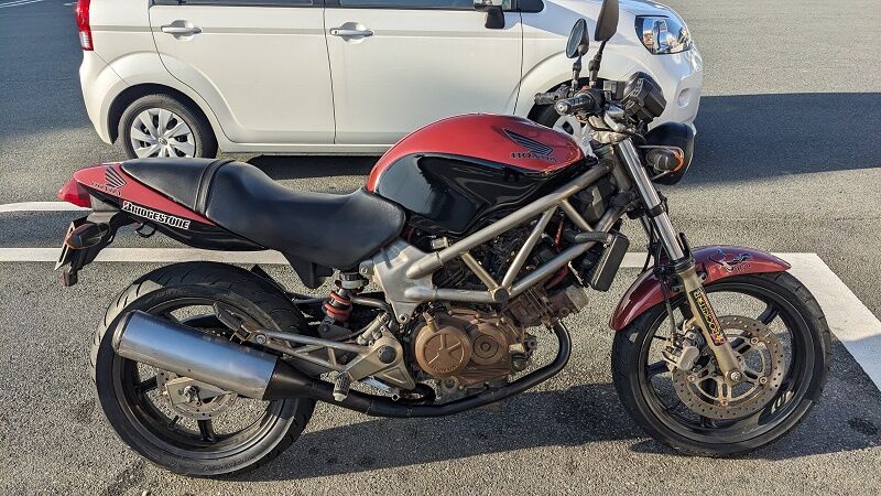 現車確認のため一時終了　整備済み　VTR250 早い者勝ち VTR250復活へ⑥【いざ実車へ】 : V-MAX 父ちゃんの妄想とチャレンジ