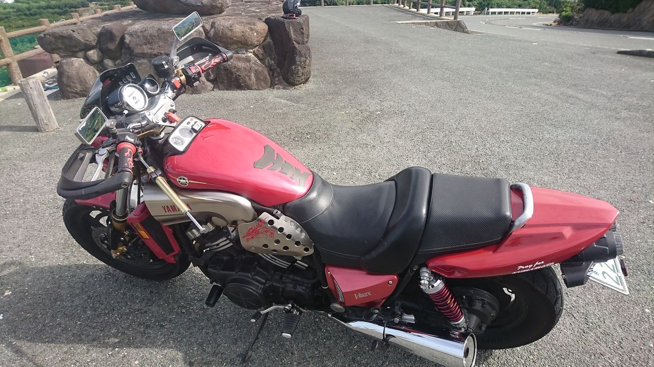 バイク VMAX1200 リアフェンダーメッキ塗装