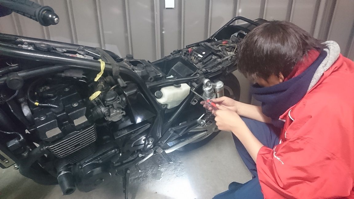 ZRX400整備①（冷却系・点火系） : V-MAX 父ちゃんの妄想と