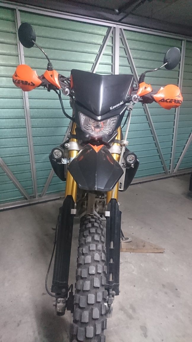 Dトラッカー LX250E ヘッドライプ フロントカウル アッパー KLX250