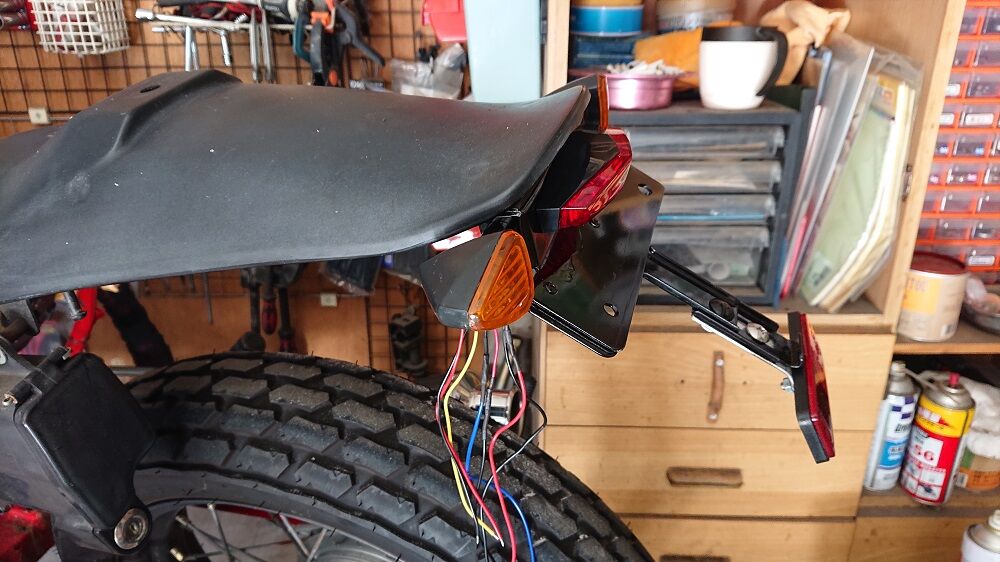 FTR223 ウインカー・テールランプLED化 : V-MAX 父ちゃんの妄想と