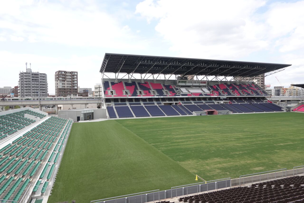 迷うわー 迷うわー ヨドコウ桜スタジアム 内覧会 もっと登れば青い空 日々是セレッソ ときどきマウンテン