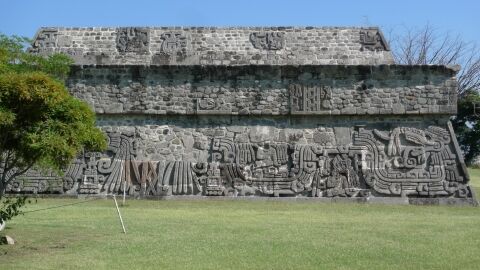 トルテカ-6247766422_dc0ff54323_o