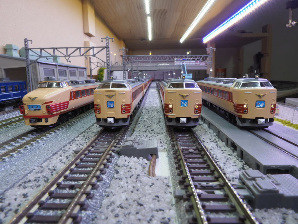 【さくら】TOMIX 国鉄485系 200番台雷鳥 さくら様専用】TOMIX 国鉄485系 200番台雷鳥 - メルカリ