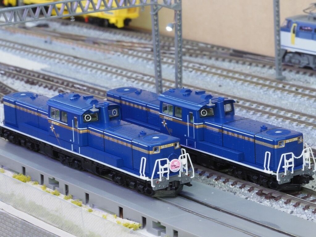 TOMIX DD51 北斗星色 入線しました : 7畳部屋の鉄道模型