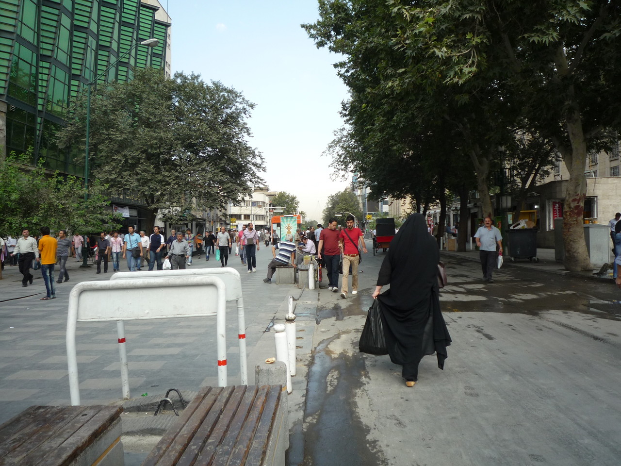 イラン テヘランから中古車の普通列車で H2so4 竜彰 がowner のブログです