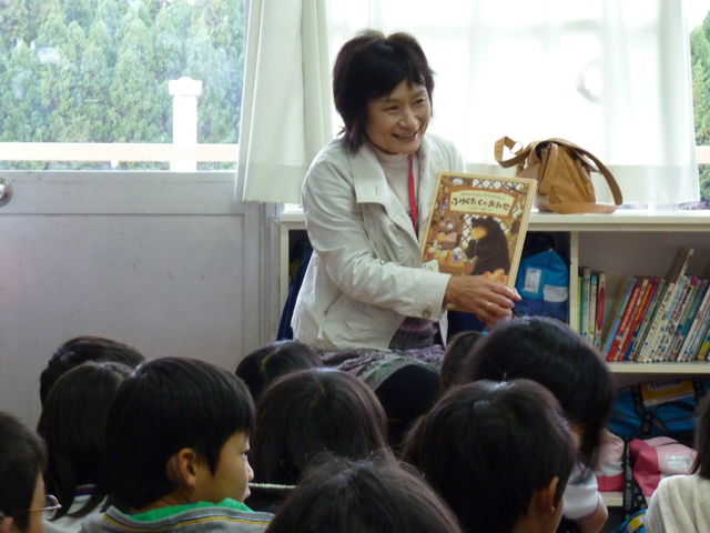 朝の本の読み聞かせ 竜王町公民館のブログ