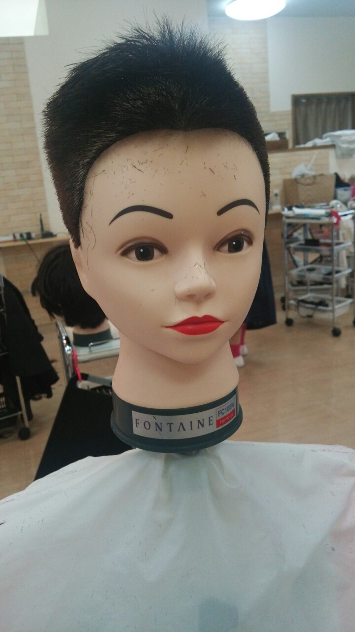 本田圭佑と本田 ほんでん さん Hair Lounge Ryu S