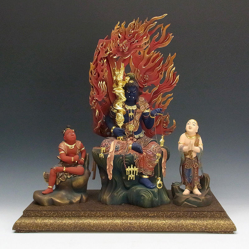 楠/樟(クス) 彩色 不動三尊(倶利伽羅剣・火炎巻光背)坐像 二童子 楠/樟(クス) 彩色 不動三尊(倶利伽羅剣・火炎巻光背)坐像 二童子