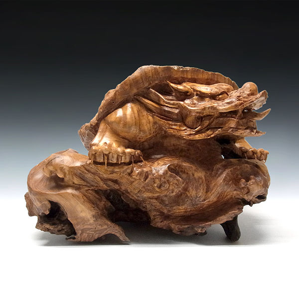 楠/樟(クス) 木彫りの龍亀(ロングイ) 高33×幅45cm （販売
