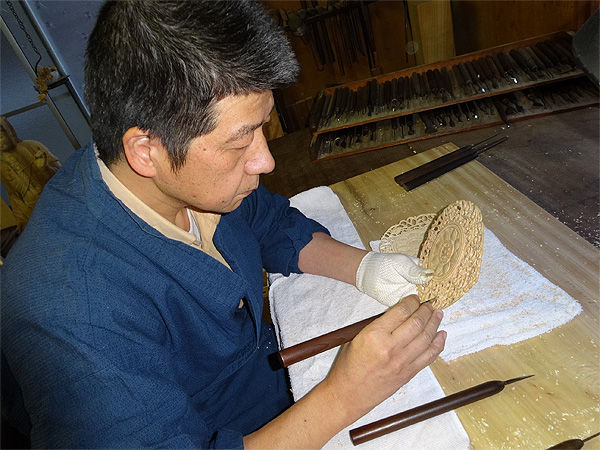 極上欅(ケヤキ) 布袋 木地仕上げ 高さ：15cm 【国内(日本人)仏師作品